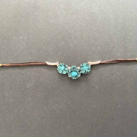 Hammered Metal & Stone Fashion Necklace - Picture 3 of 5